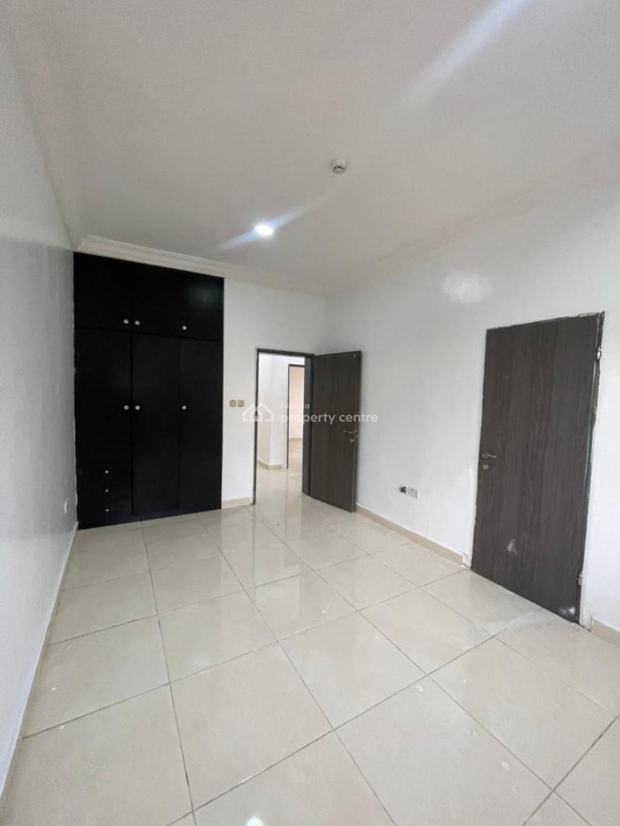 Well Maintained and Spacious 3 Bedroom Apartment, Chevron Drive, Lekki, Lagos, Flat / Apartment for Rent