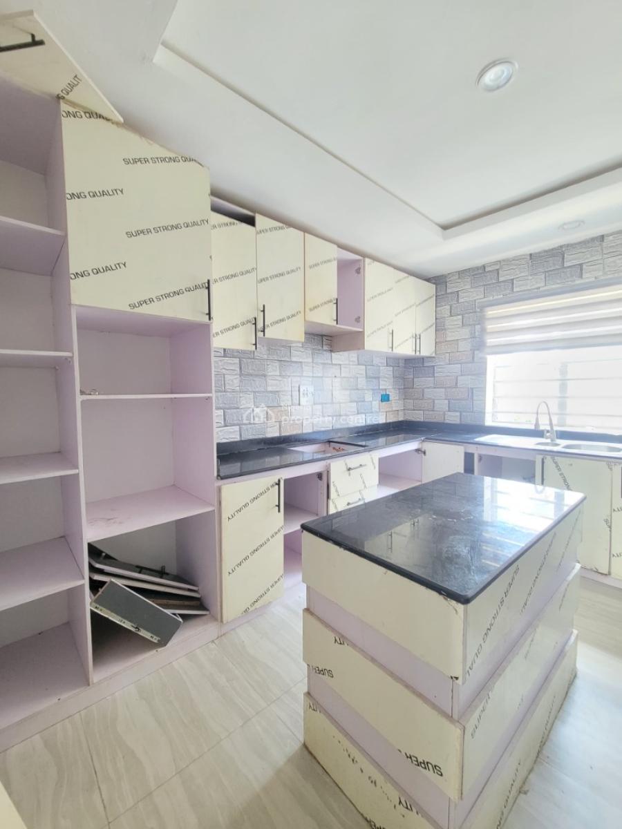 Spacious and Standard 2 Bedroom Apartment, First Unity Estate, Badore, Ajah, Lagos, Flat / Apartment for Rent