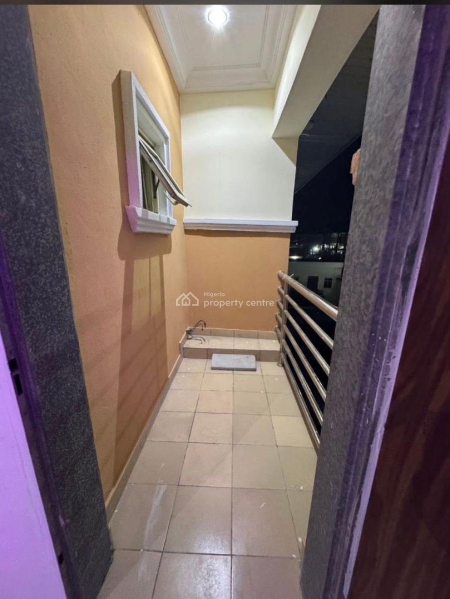 Massive Studio Apartment, Chevron, Chevy View, Lekki, Lagos, Commercial Property for Rent