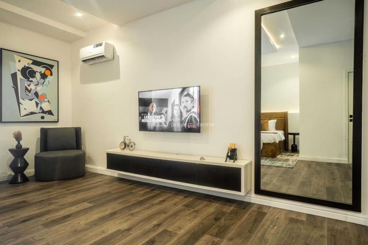 3 Bedroom Fully Detached Apartment with Snooker Board, & Ps5, Lekki Phase 1, Lekki, Lagos, Flat / Apartment Short Let