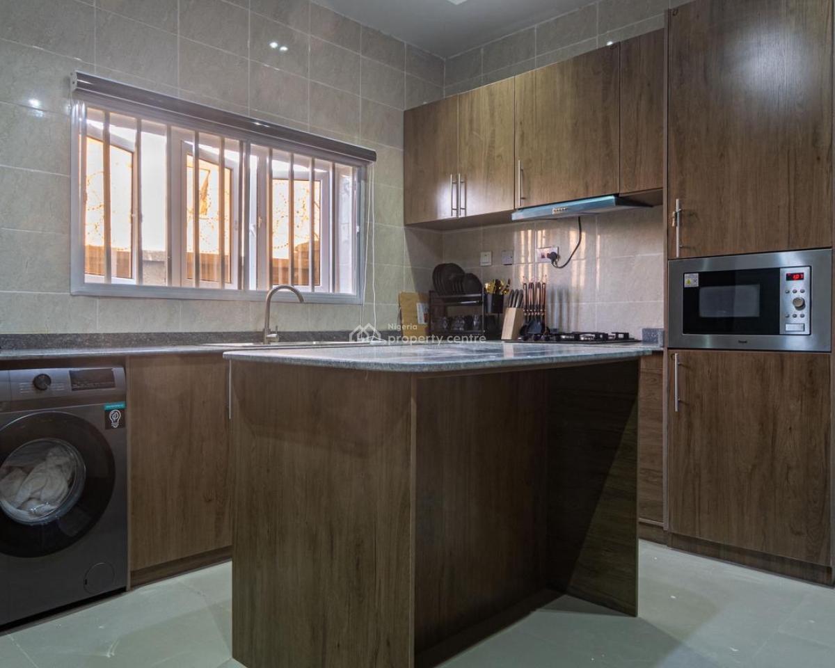 3 Bedroom Fully Detached Apartment with Snooker Board, & Ps5, Lekki Phase 1, Lekki, Lagos, Flat / Apartment Short Let