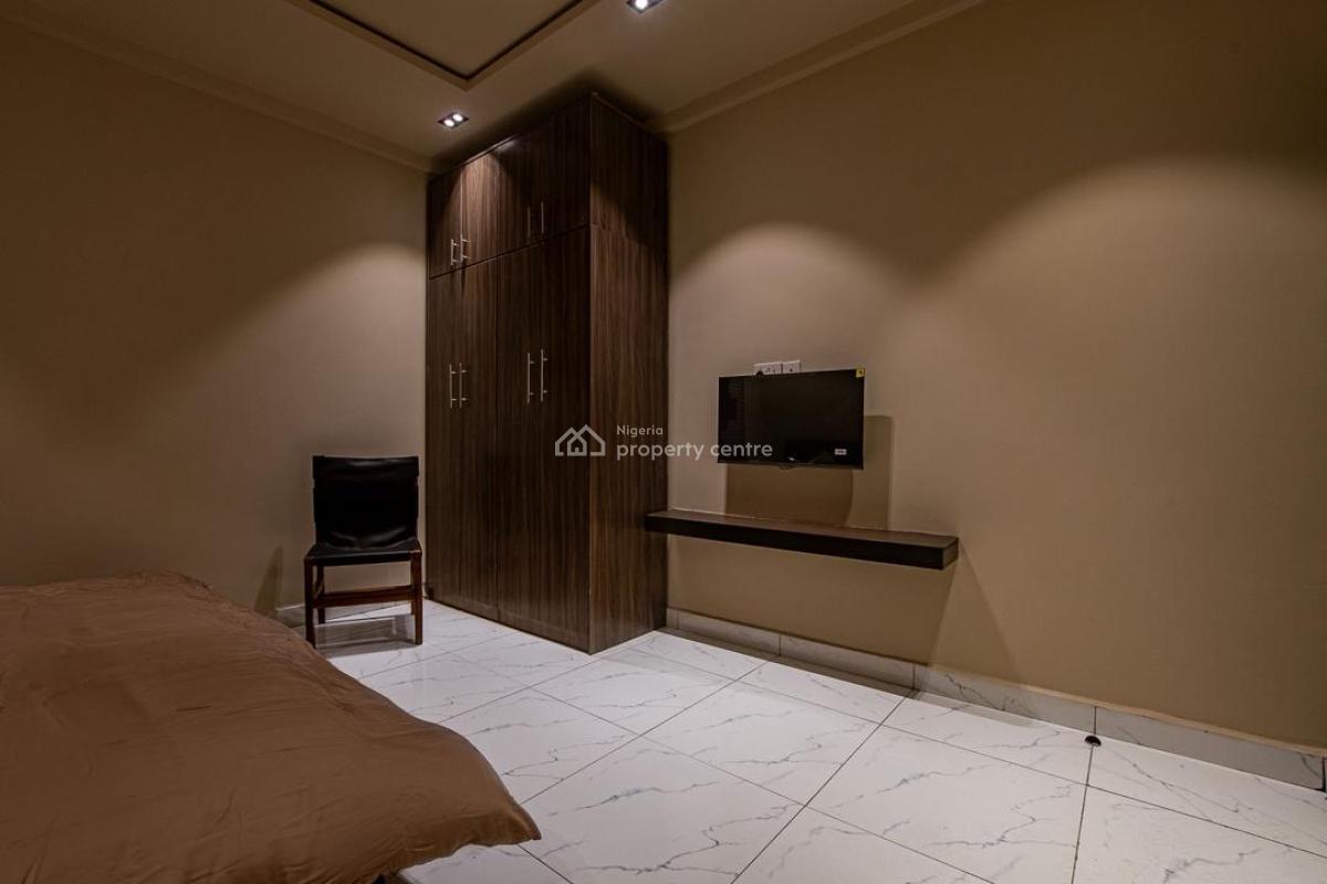 3 Bedroom Fully Detached Apartment with Snooker Board, & Ps5, Lekki Phase 1, Lekki, Lagos, Flat / Apartment Short Let