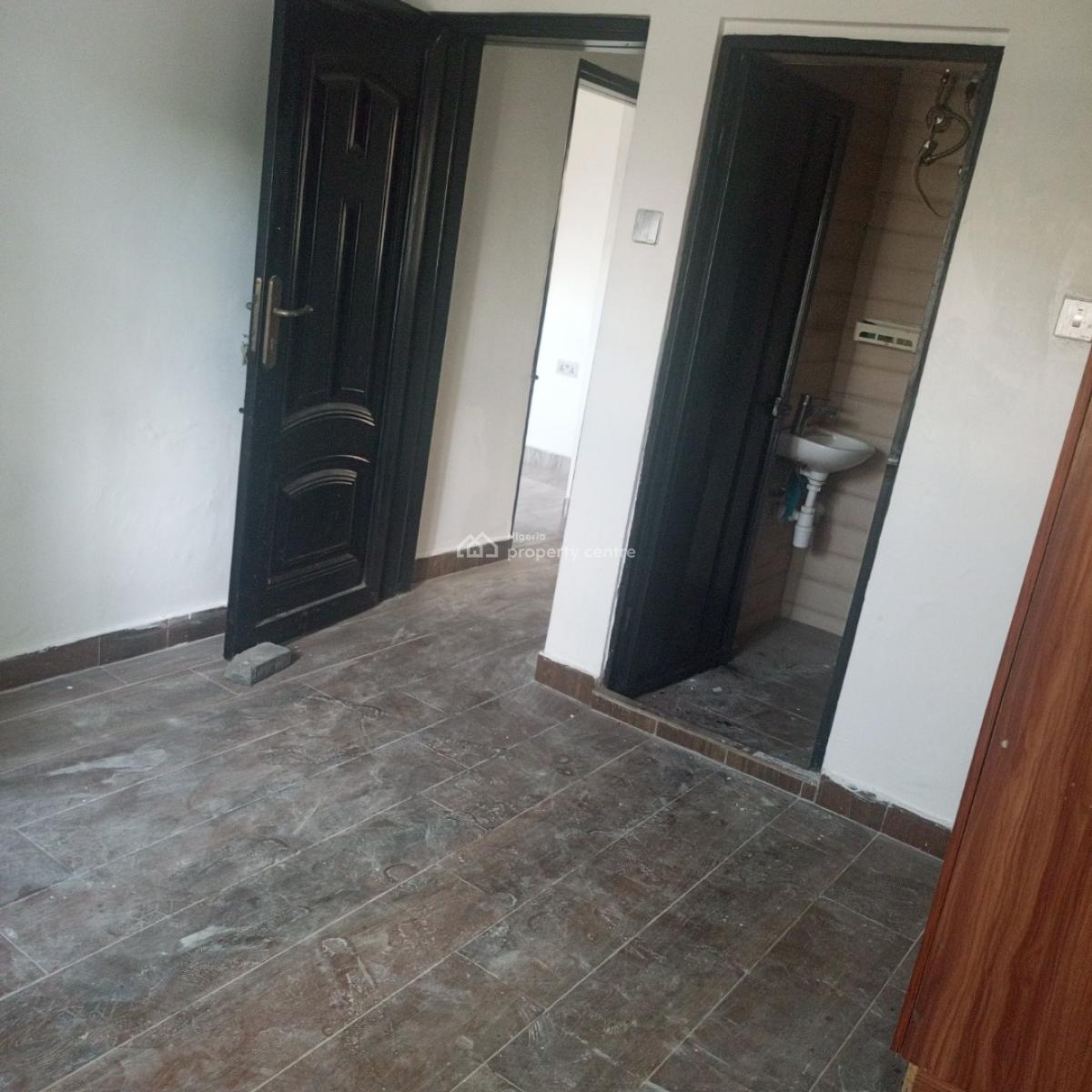 Sharp and Serene 2 Bedroom Apartment, Mobil Road, Ilaje, Ajah, Lagos, Flat / Apartment for Rent