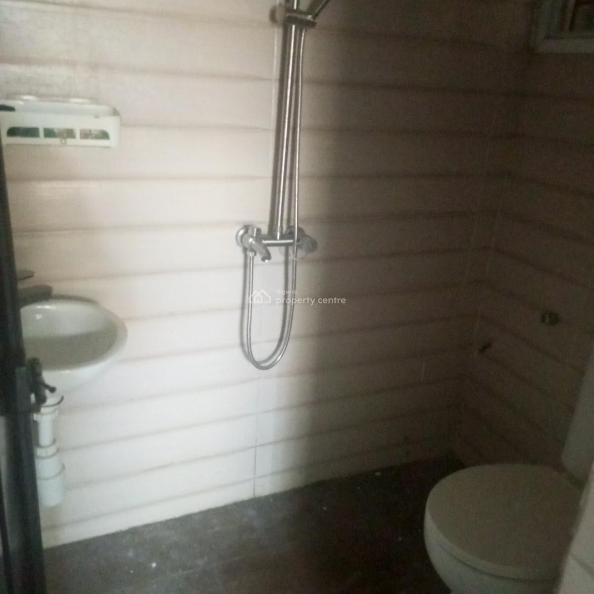 Sharp and Serene 2 Bedroom Apartment, Mobil Road, Ilaje, Ajah, Lagos, Flat / Apartment for Rent