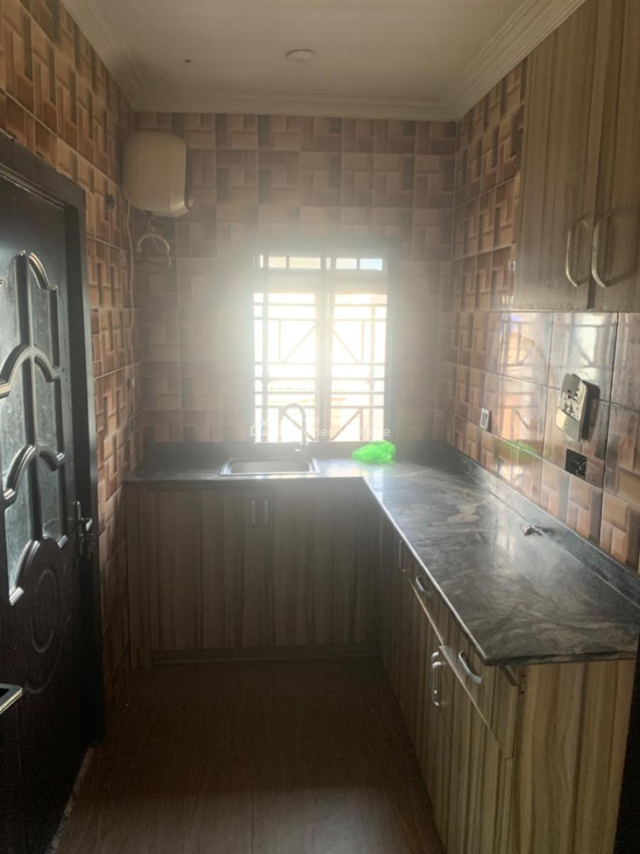 Luxury 2 Bedroom Flat, Gra Phase 1, Magodo, Lagos, Flat / Apartment for Rent