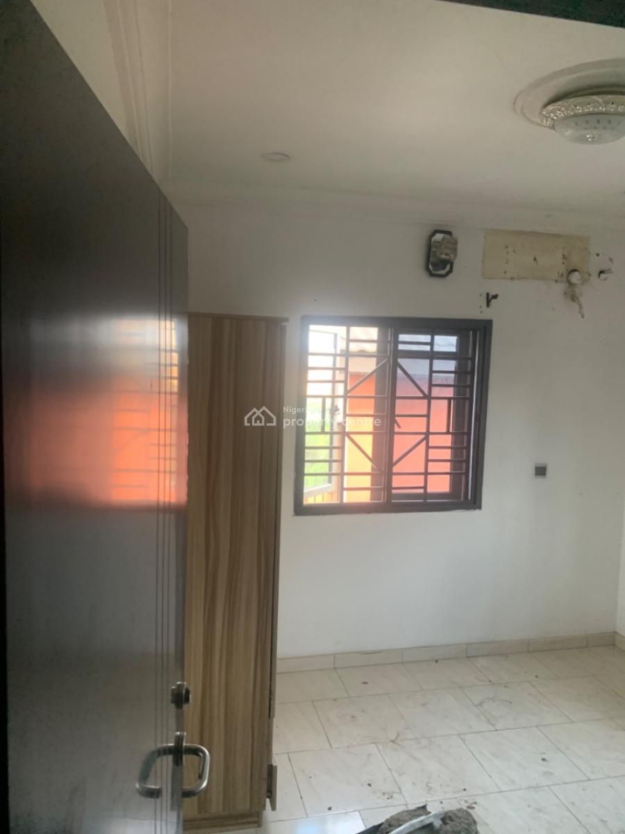 Luxury 2 Bedroom Flat, Gra Phase 1, Magodo, Lagos, Flat / Apartment for Rent