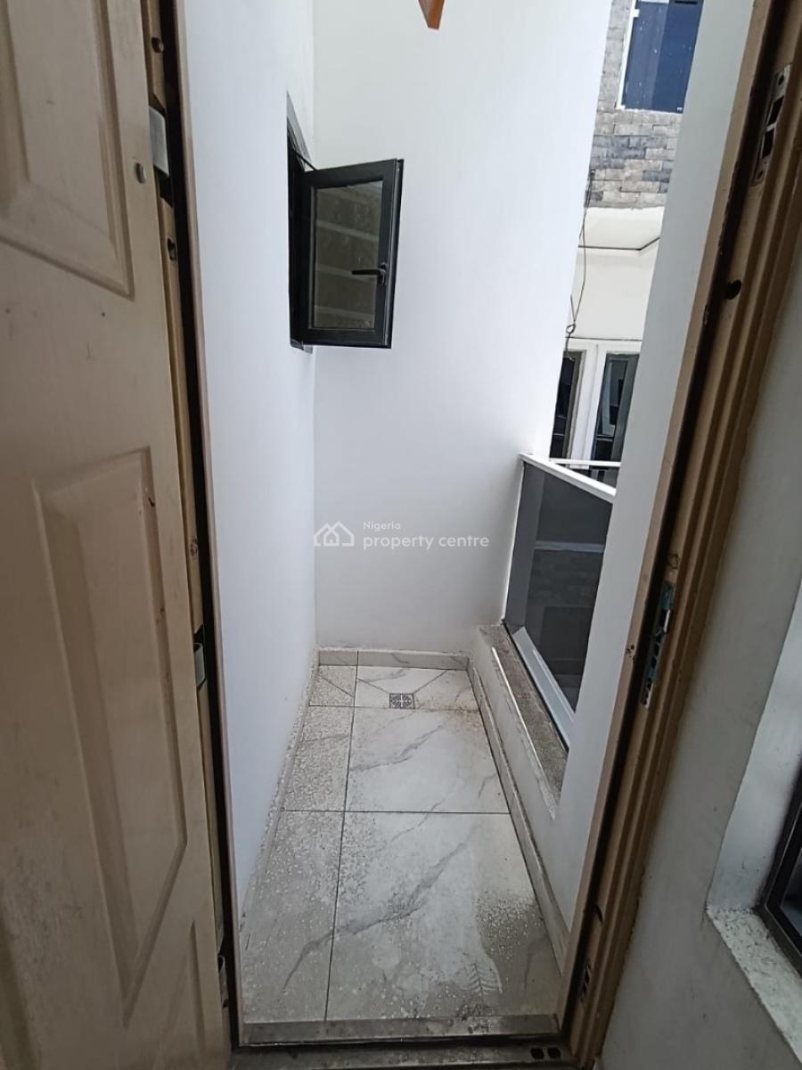 Luxury 3 Bedroom, Ikota, Lekki, Lagos, Terraced Duplex for Sale