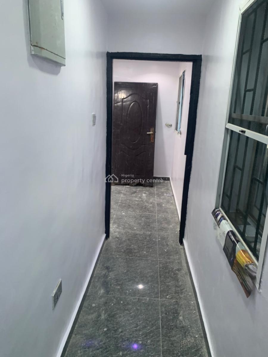 Luxury 2 Bedroom Flat, Gra Phase 1, Magodo, Lagos, Flat / Apartment for Rent