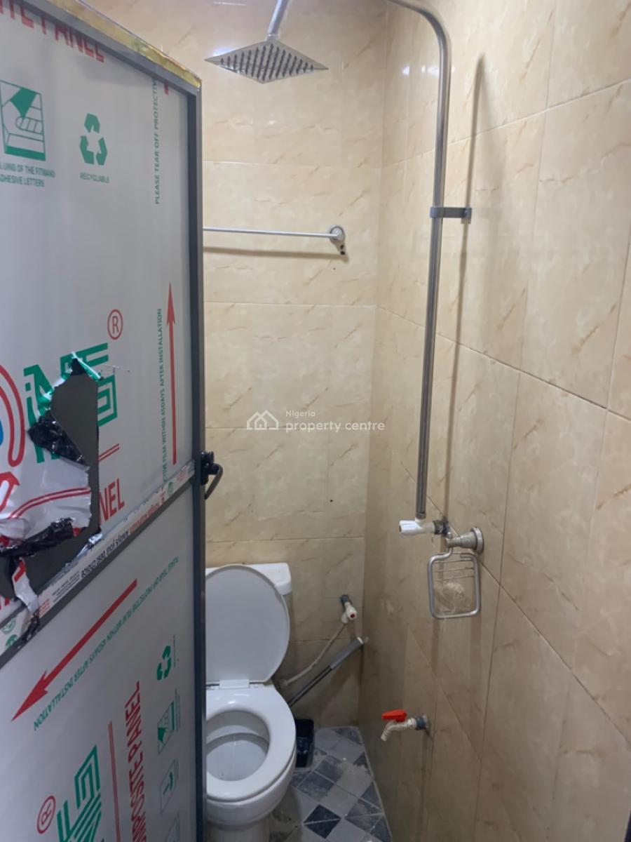 Luxury 2 Bedroom Flat, Gra Phase 1, Magodo, Lagos, Flat / Apartment for Rent