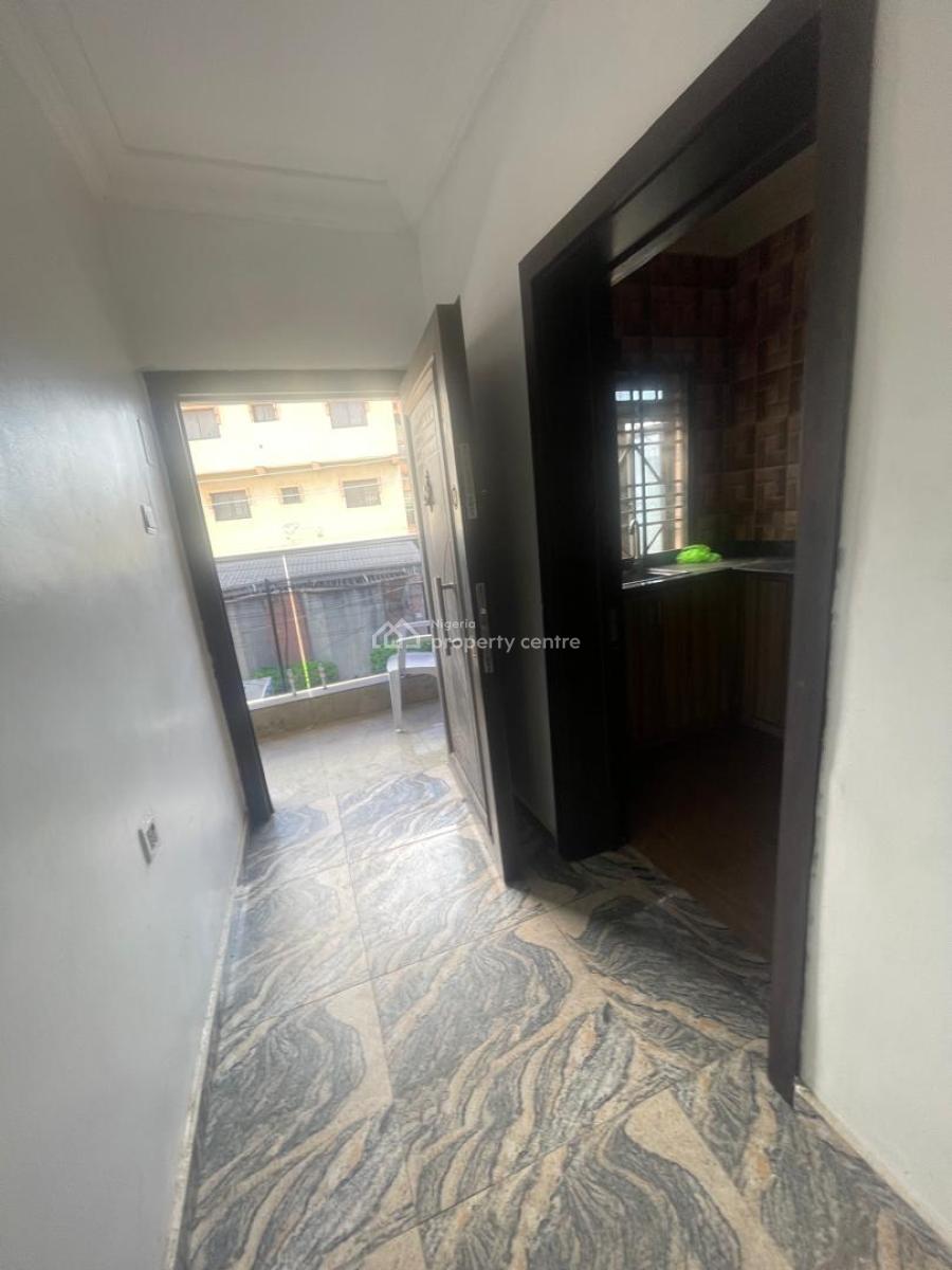 Lovely 2 Bedroom Flat Apartment, Magodo Phase 1, Magodo, Lagos, Flat / Apartment for Rent