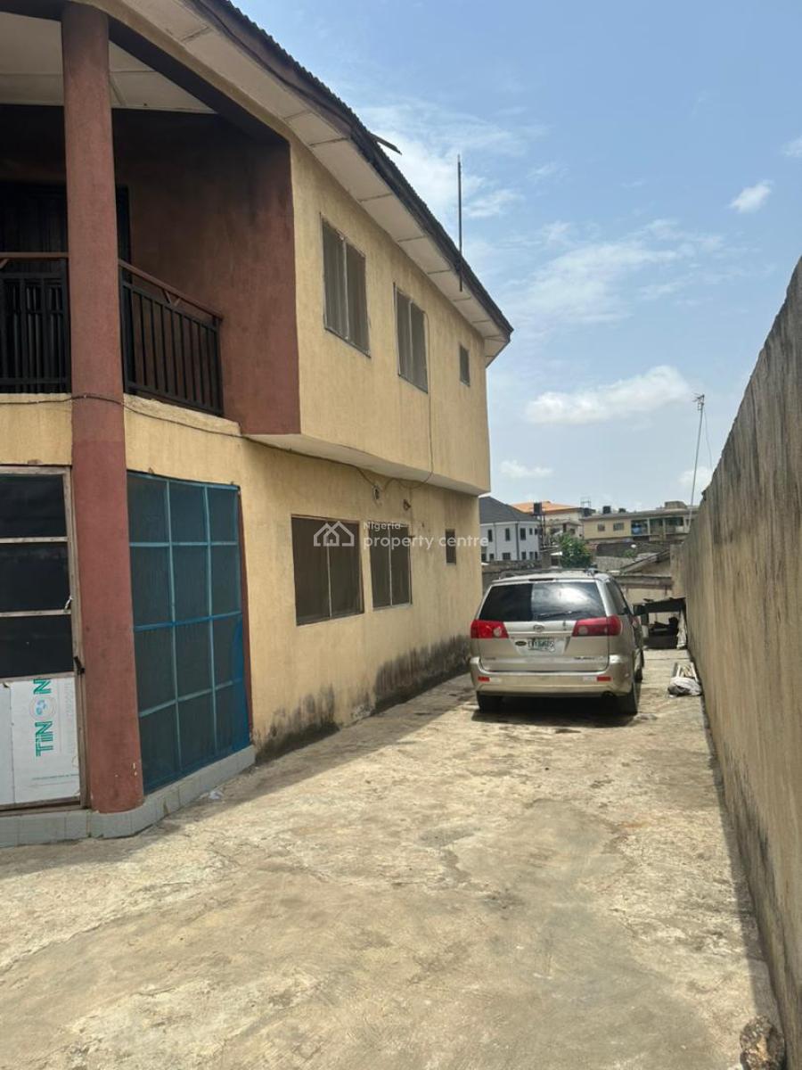 4 Flats of 3 Bedroom Flat, Onilekere Cement, Ikeja, Lagos, House for Sale