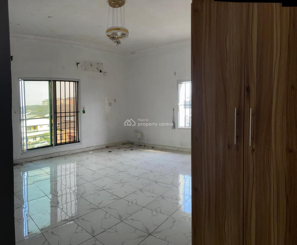 Spacious 2 Bedrooms Flat Serviced Apartment, Chevron Drive, Lekki, Lagos, Flat / Apartment for Sale