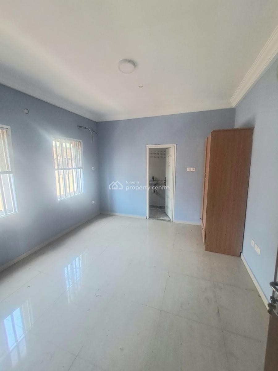 Well Built 2 Bedroom Apartment, Oniru, Victoria Island (vi), Lagos, Flat / Apartment for Rent