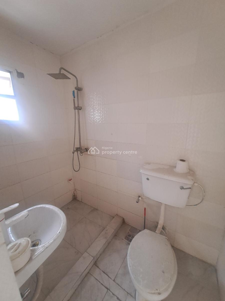 Well Built 2 Bedroom Apartment, Oniru, Victoria Island (vi), Lagos, Flat / Apartment for Rent