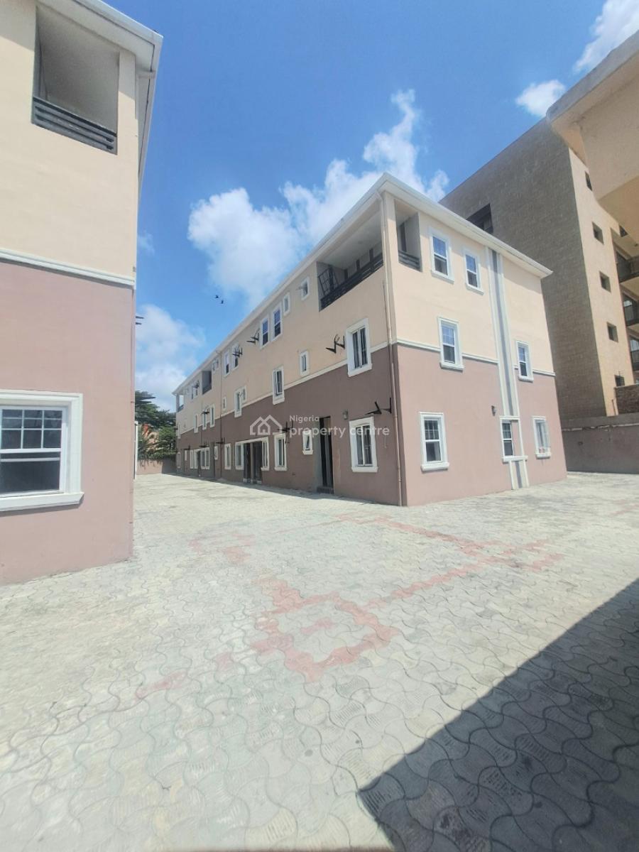 Well Built 2 Bedroom Apartment, Oniru, Victoria Island (vi), Lagos, Flat / Apartment for Rent