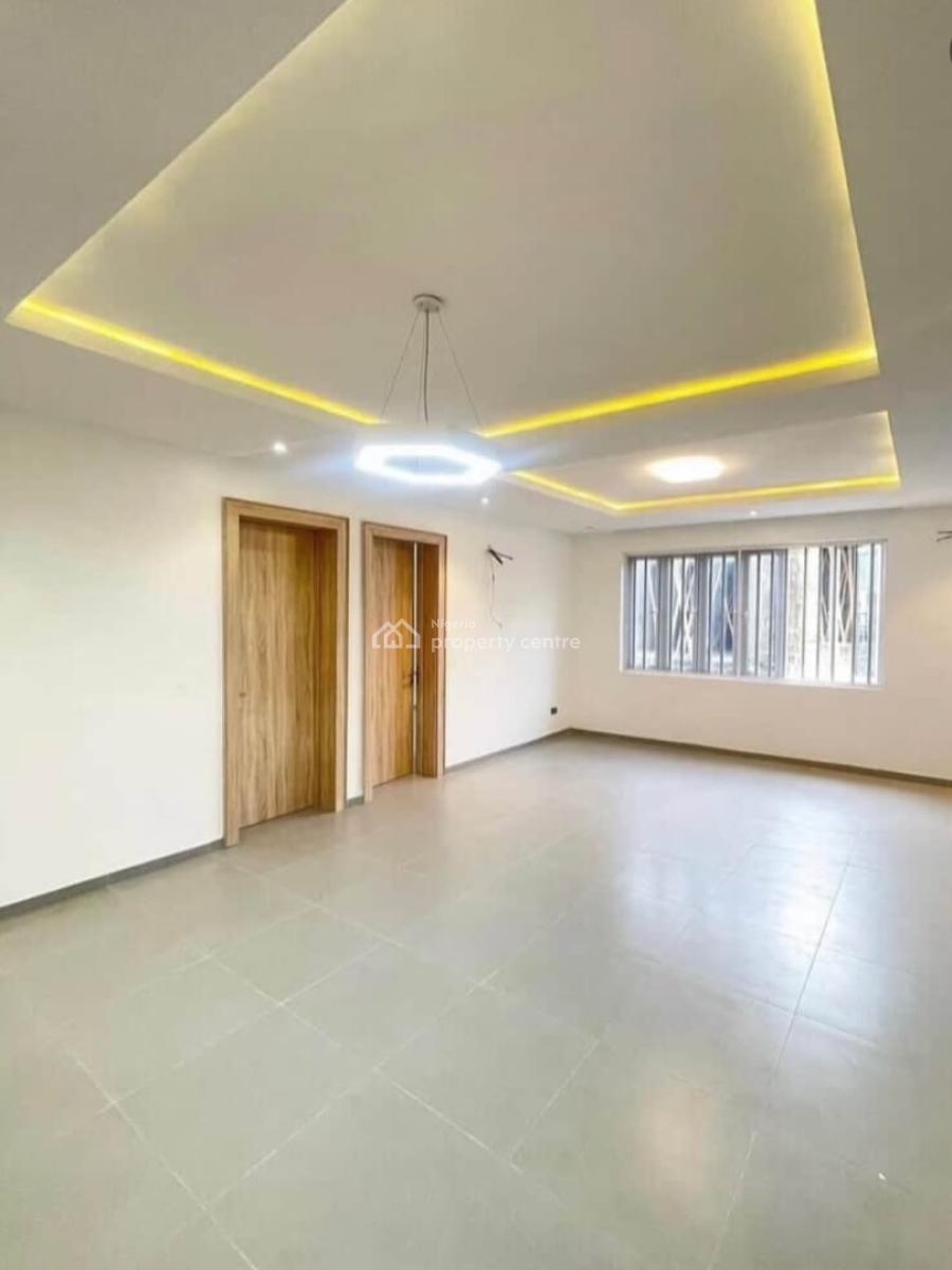 Lovely 2 Bedroom Apartment with Bq, Ologolo, Lekki, Lagos, Block of Flats for Sale