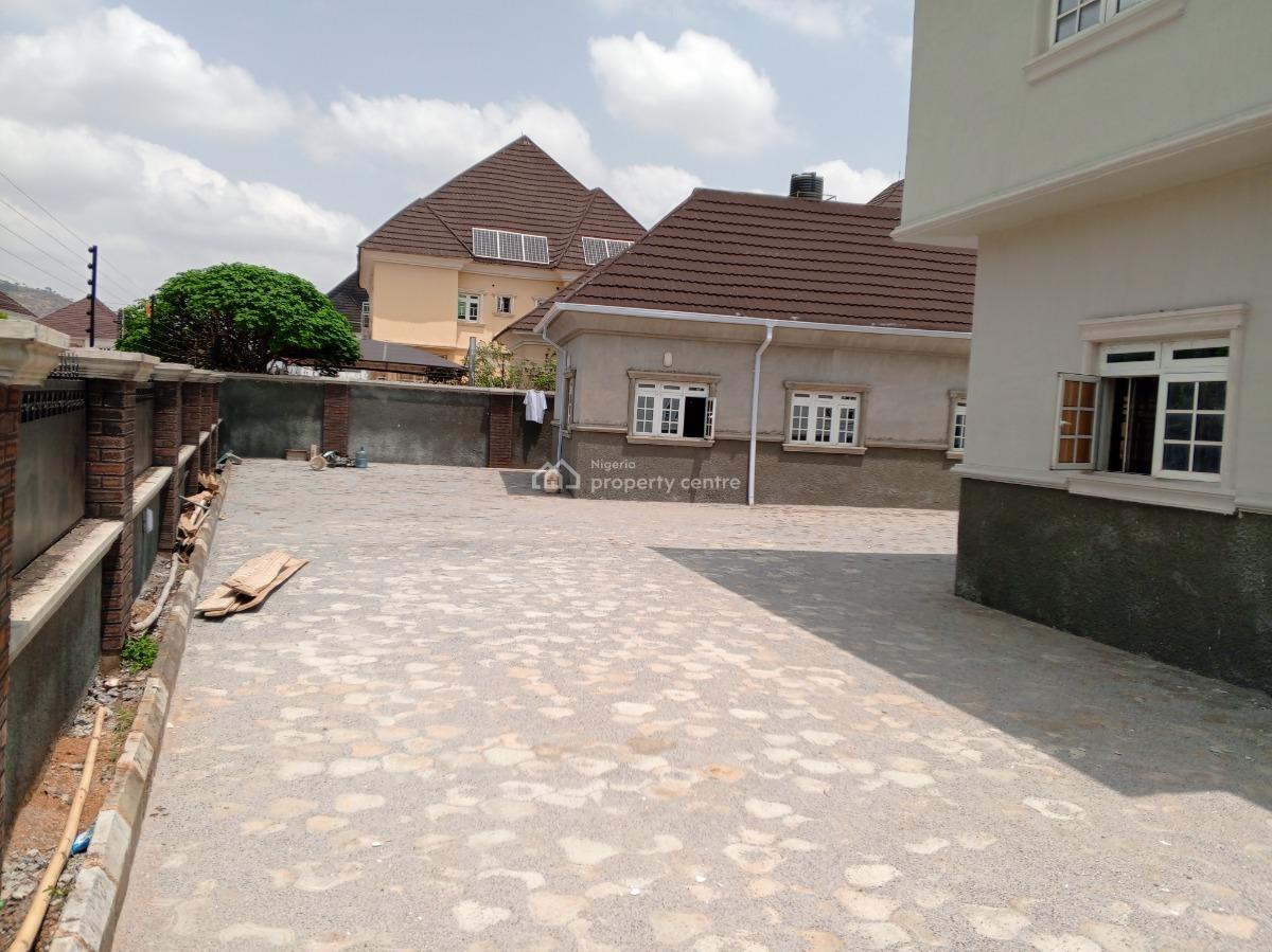 Newly-built 5 Bedroom Duplex with 2 Room Bq, Gwarinpa, Abuja, Detached Duplex for Rent