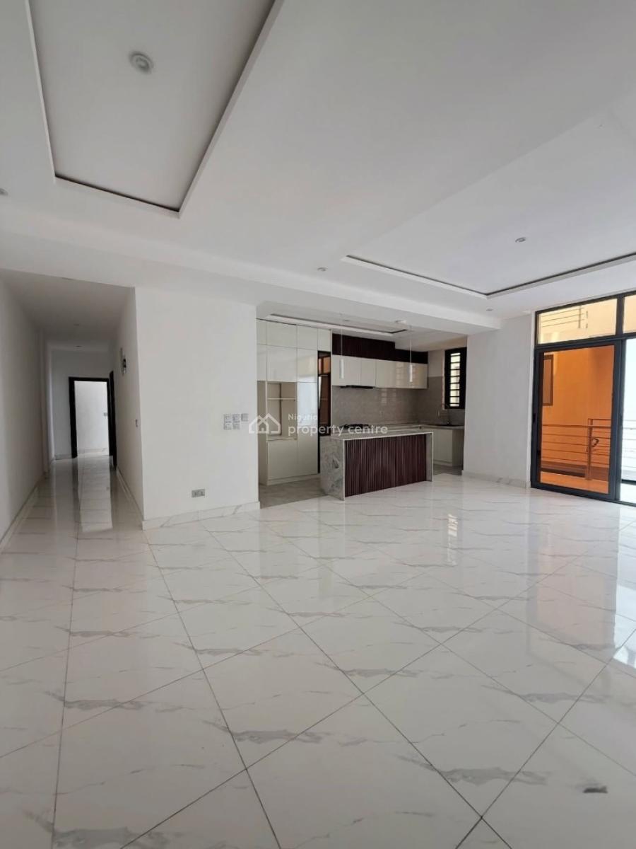 Luxury 3 Bedroom Apartment with Swimming Pool and Bq, Lekki Phase 1, Lekki, Lagos, Block of Flats for Sale