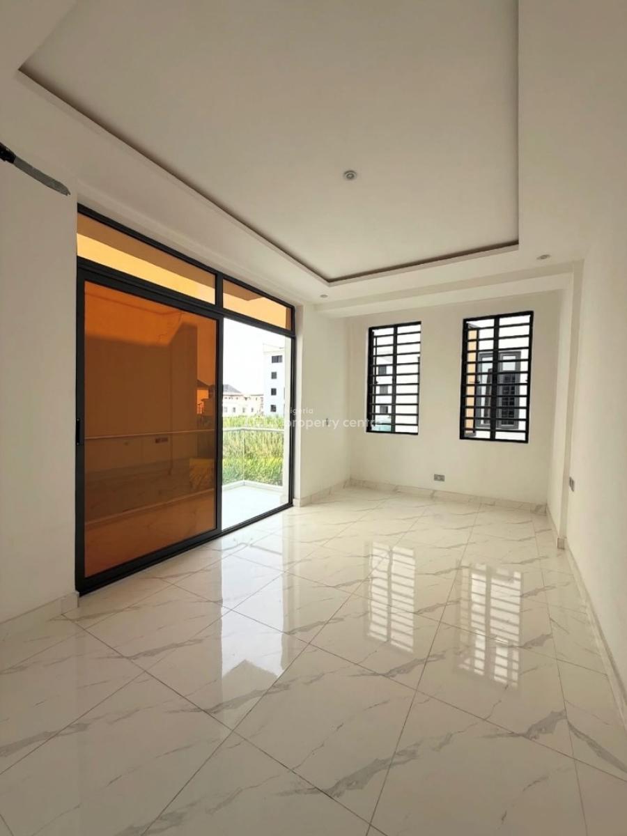 Luxury 3 Bedroom Apartment with Swimming Pool and Bq, Lekki Phase 1, Lekki, Lagos, Block of Flats for Sale