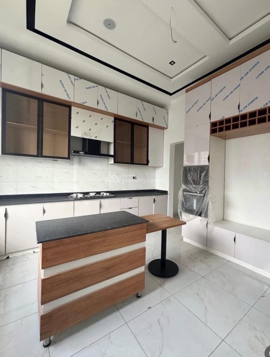 Serviced 2 Bedroom Apartment with Bq, Ikate, Lekki, Lagos, Block of Flats for Sale