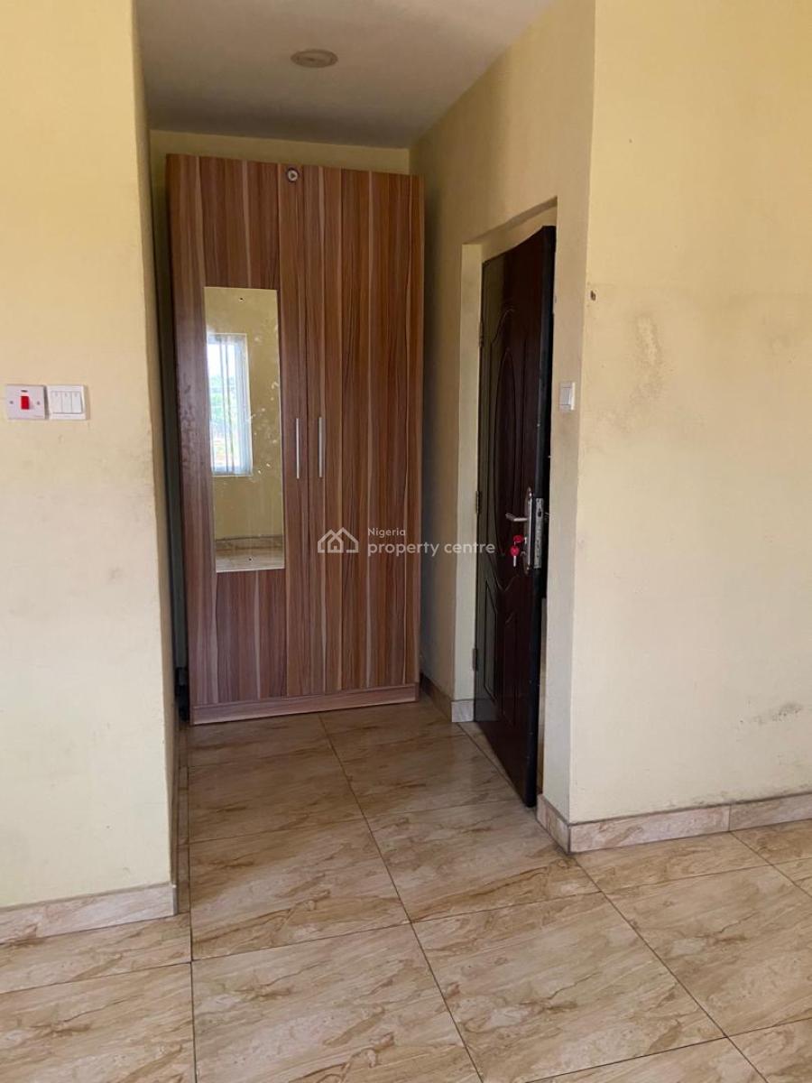 Decent 3 Bedroom Flat Upstairs, Ogudu Gra Phase 2, Gra, Ogudu, Lagos, Flat / Apartment for Rent