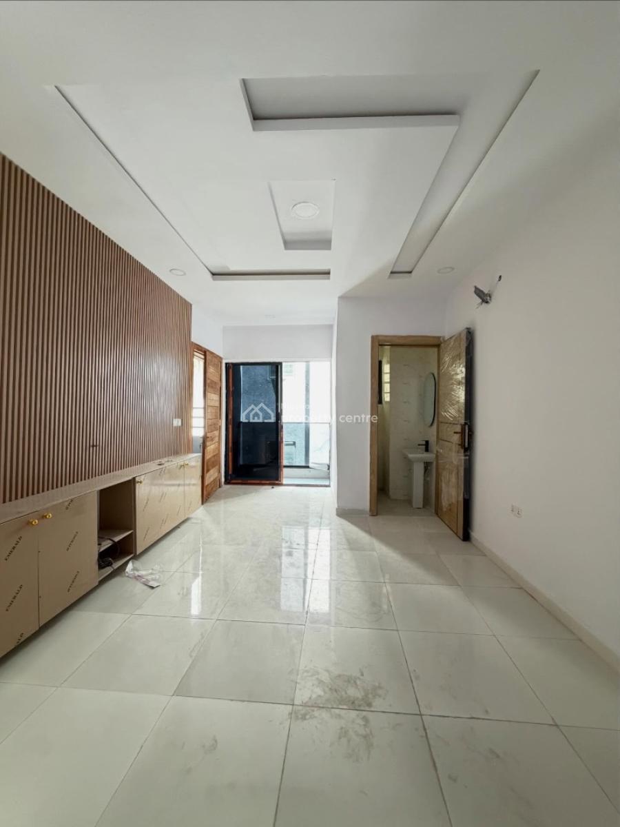 Fully Serviced 2 Bedroom Apartment with Bq, Ologolo, Lekki, Lagos, Block of Flats for Sale