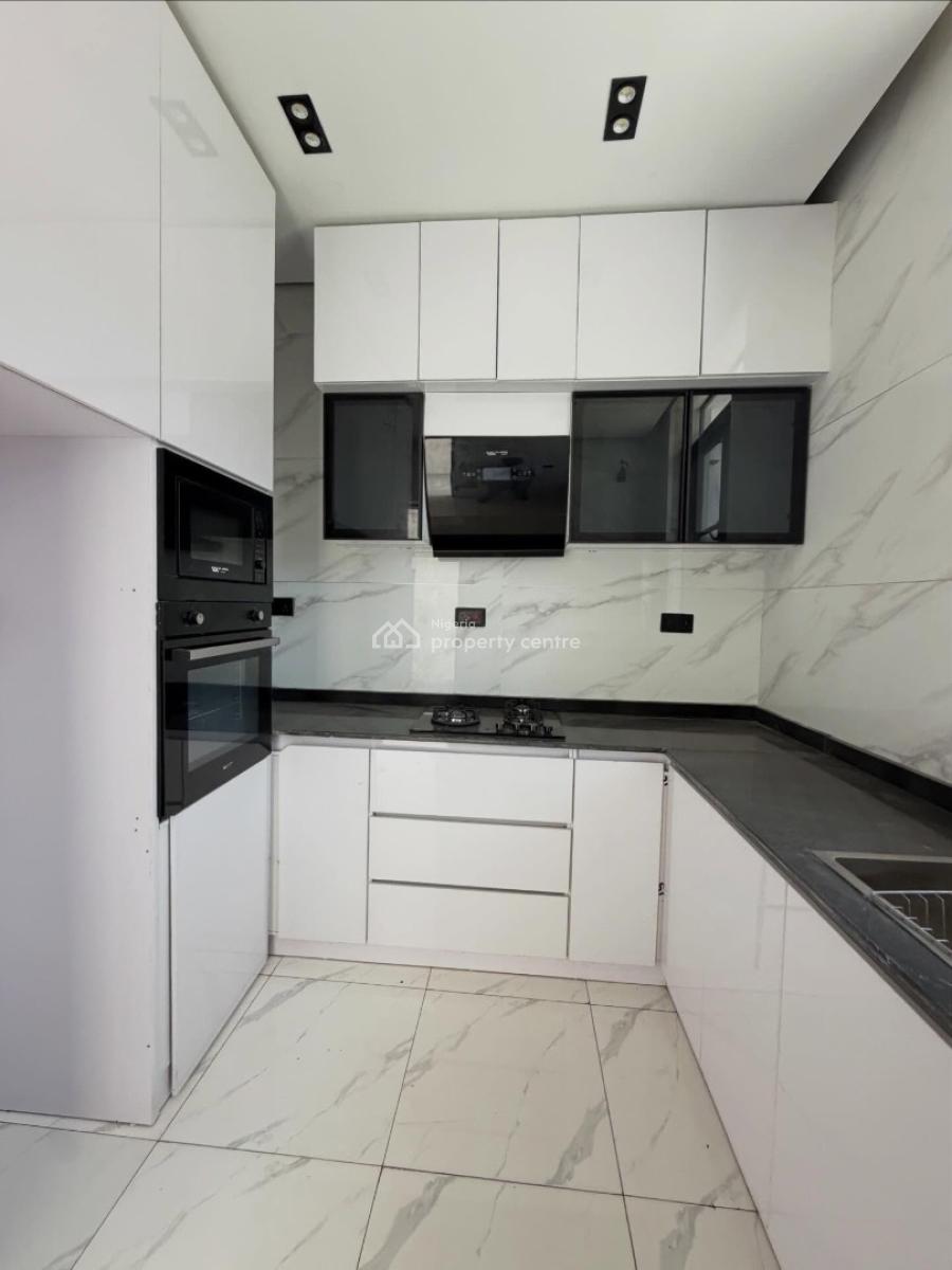 Fully Serviced 2 Bedroom Apartment with Bq, Ologolo, Lekki, Lagos, Block of Flats for Sale