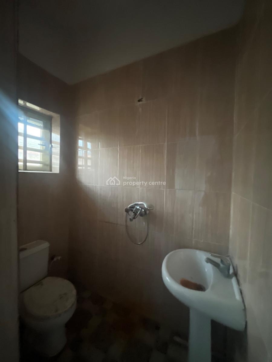 2bedroom, Peace Land Estate, Ogombo, Ajah, Lagos, Flat / Apartment for Rent