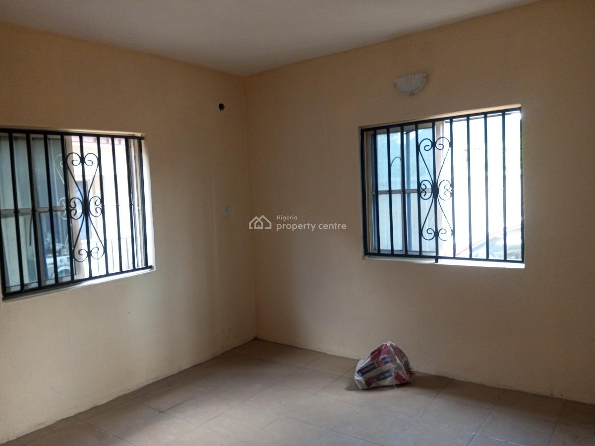 Well Maintained and Spacious 3 Bedroom Flat in a Gated Estate, Badore, Ajah, Lagos, Flat / Apartment for Rent