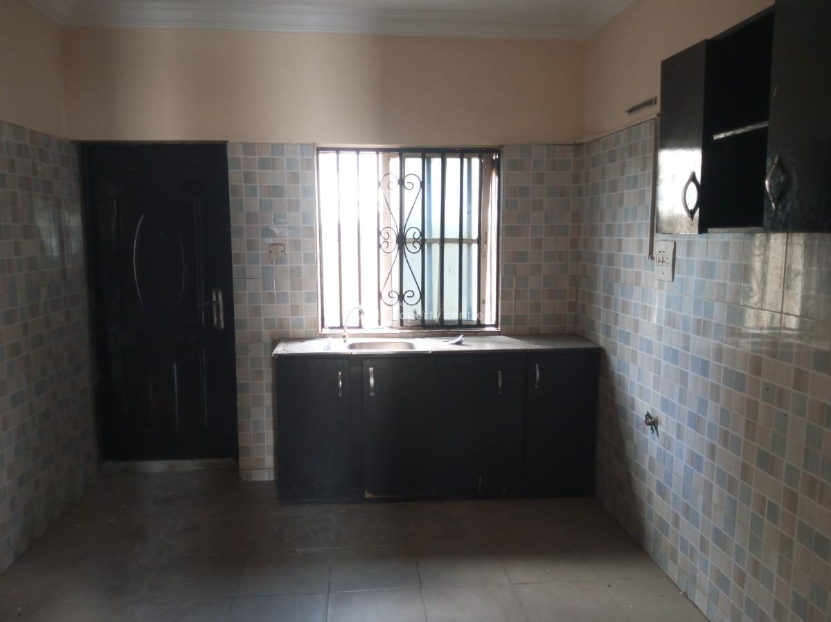 Well Maintained and Spacious 3 Bedroom Flat in a Gated Estate, Badore, Ajah, Lagos, Flat / Apartment for Rent