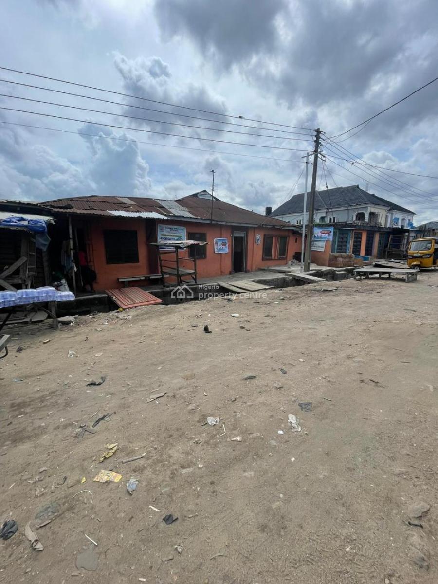 Buy & Develop Bungalow Ideal for Development Close to Notable Landmark, Mushin, Lagos, Detached Bungalow for Sale
