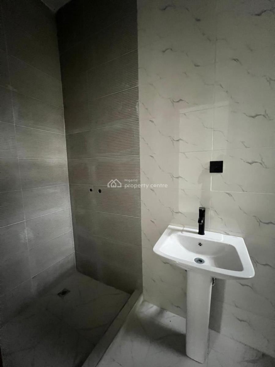 Elegant Newly Built  2 and 3 Bedroom Apartment in a Secure Estate., Abraham Adesanya, Ajah, Lagos, Flat / Apartment for Sale