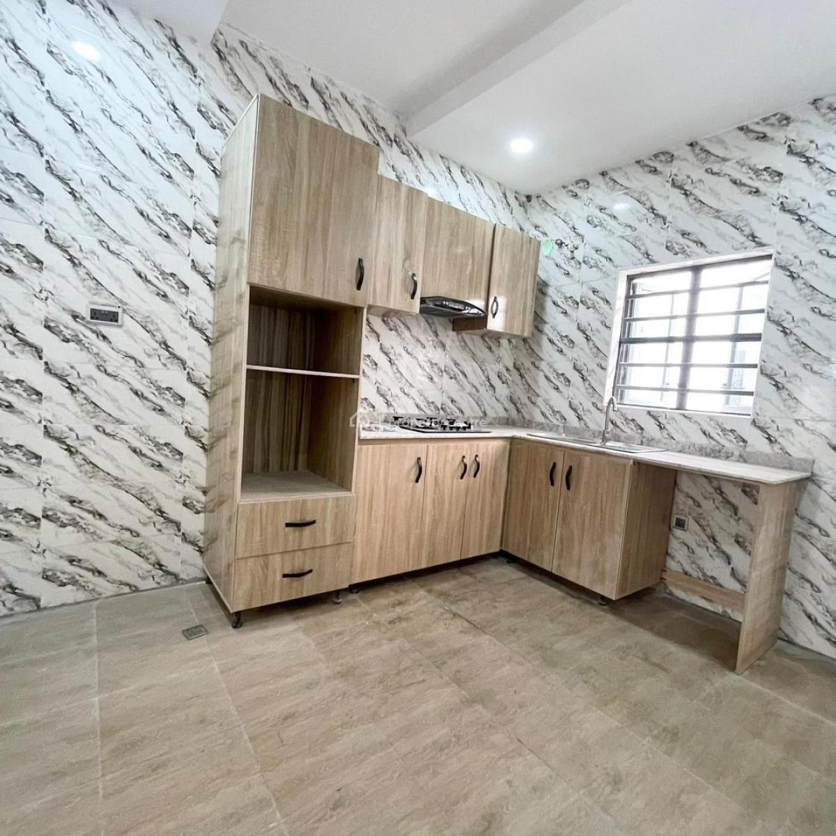 Spacious 3 Bedroom Flat, Ikota, Ikota, Lekki, Lagos, Flat / Apartment for Rent