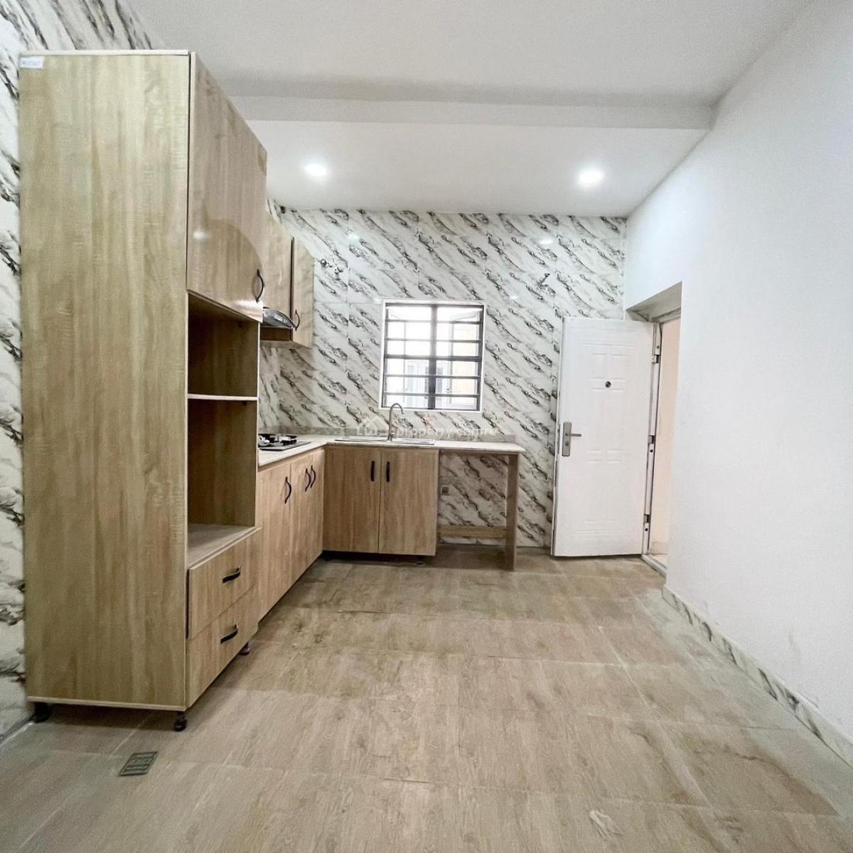 Spacious 3 Bedroom Flat, Ikota, Ikota, Lekki, Lagos, Flat / Apartment for Rent