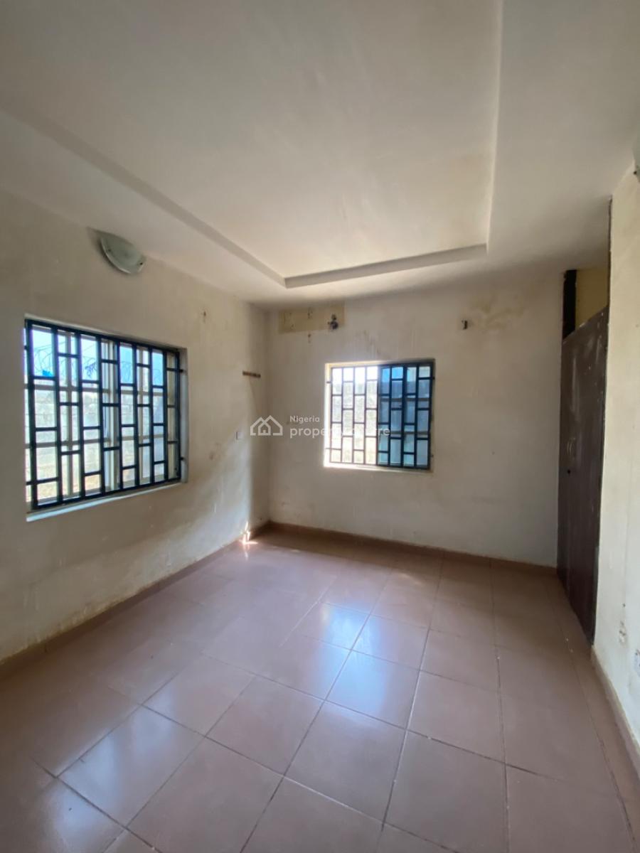 Massive 3 Bedroom Flat in a Clean and Secured Compound, Dawaki, Gwarinpa, Abuja, Flat / Apartment for Rent