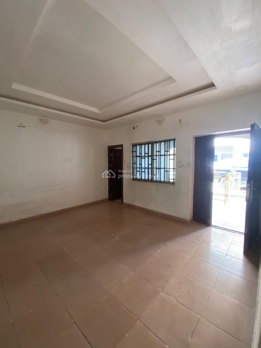 Massive 3 Bedroom Flat in a Clean and Secured Compound, Dawaki, Gwarinpa, Abuja, Flat / Apartment for Rent