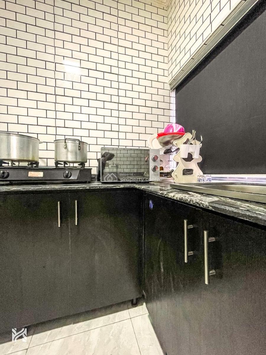 One (1) Bedroom Fully Furnished Apartment, Ajao Estate, Ikeja, Lagos, Flat / Apartment Short Let