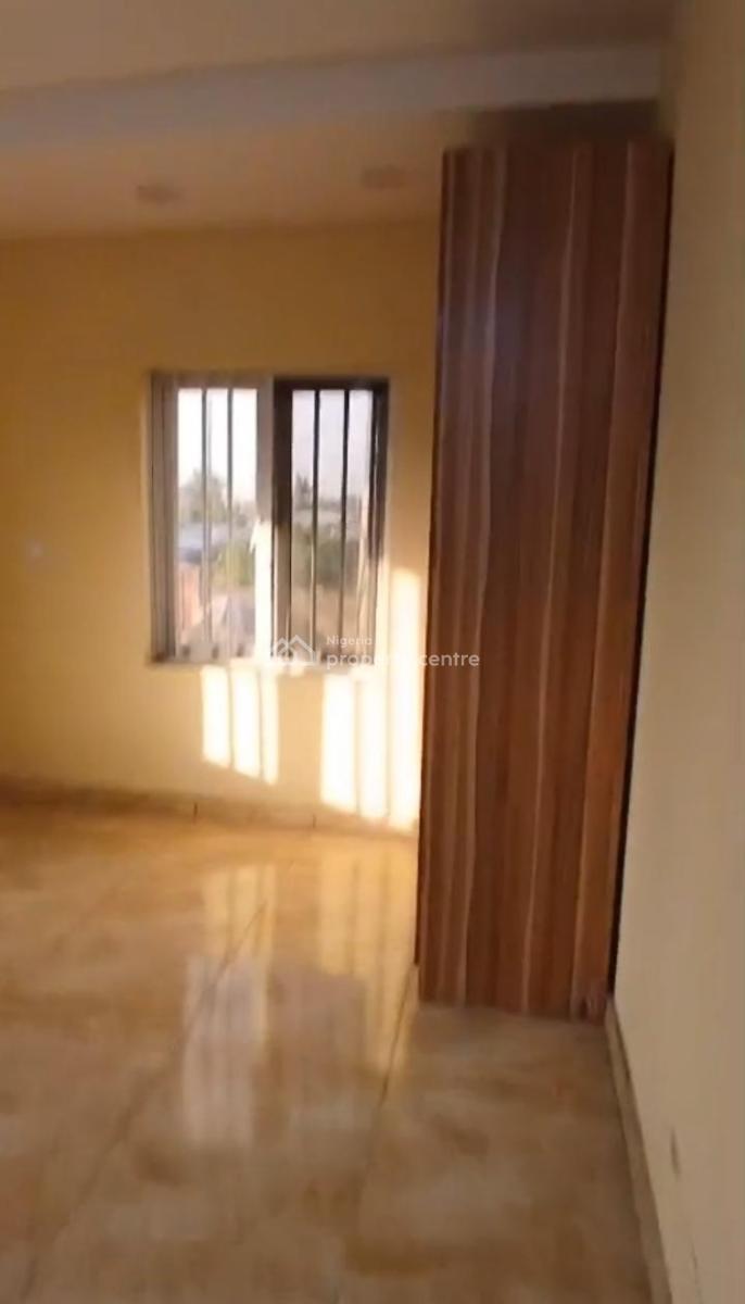 Lovely 3bedroom Flat, Phase 2, Gra, Ogudu, Lagos, Flat / Apartment for Rent