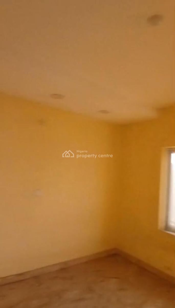 Lovely 3bedroom Flat, Phase 2, Gra, Ogudu, Lagos, Flat / Apartment for Rent