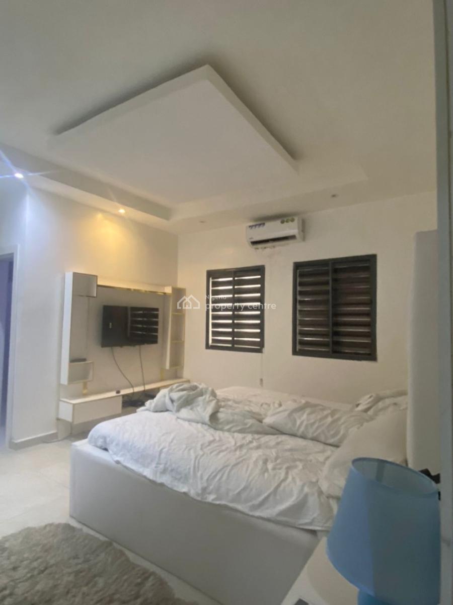 3 Bedroom Maisonette, Off Freedom Way, Lekki Phase 1, Lekki, Lagos, Flat / Apartment for Rent