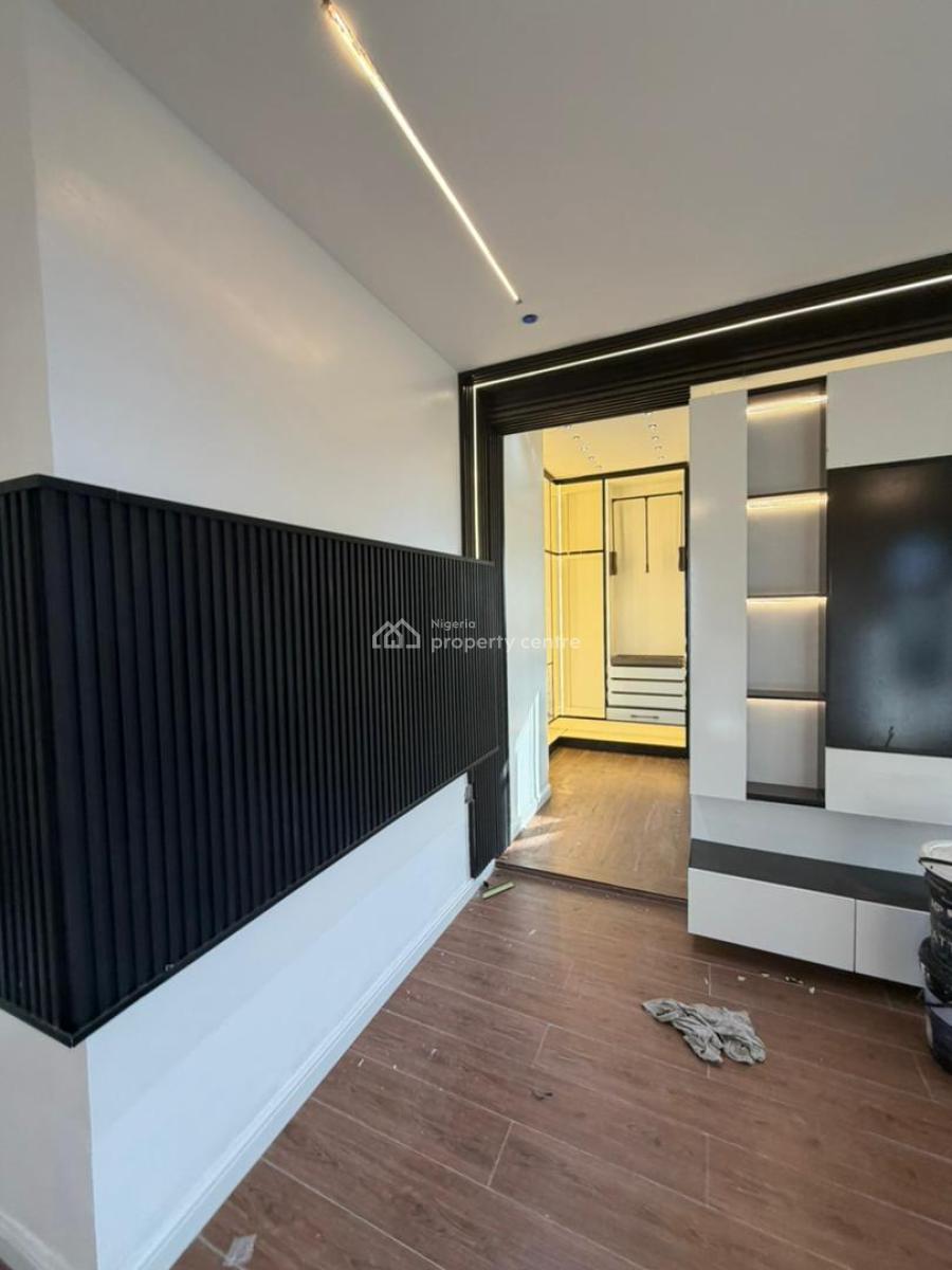 Exquisite 5-bedroom Fully Detached Smart Home with Pool & Gazebo, Guzape District, Abuja, Detached Duplex for Sale