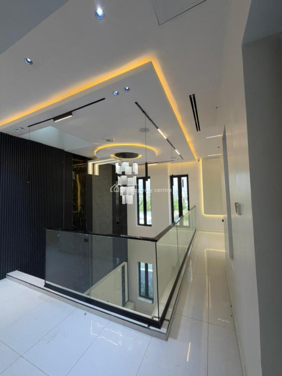 Exquisite 5-bedroom Fully Detached Smart Home with Pool & Gazebo, Guzape District, Abuja, Detached Duplex for Sale