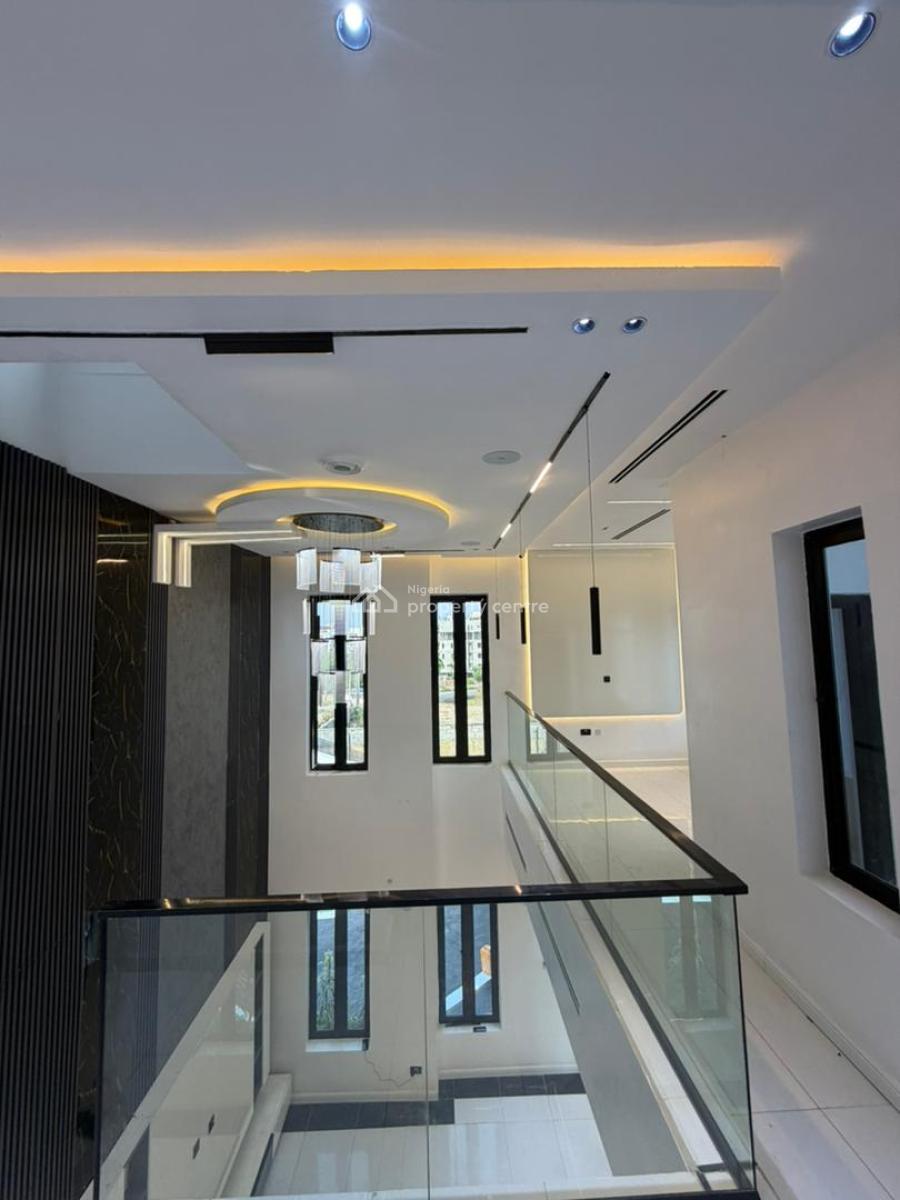 Exquisite 5-bedroom Fully Detached Smart Home with Pool & Gazebo, Guzape District, Abuja, Detached Duplex for Sale