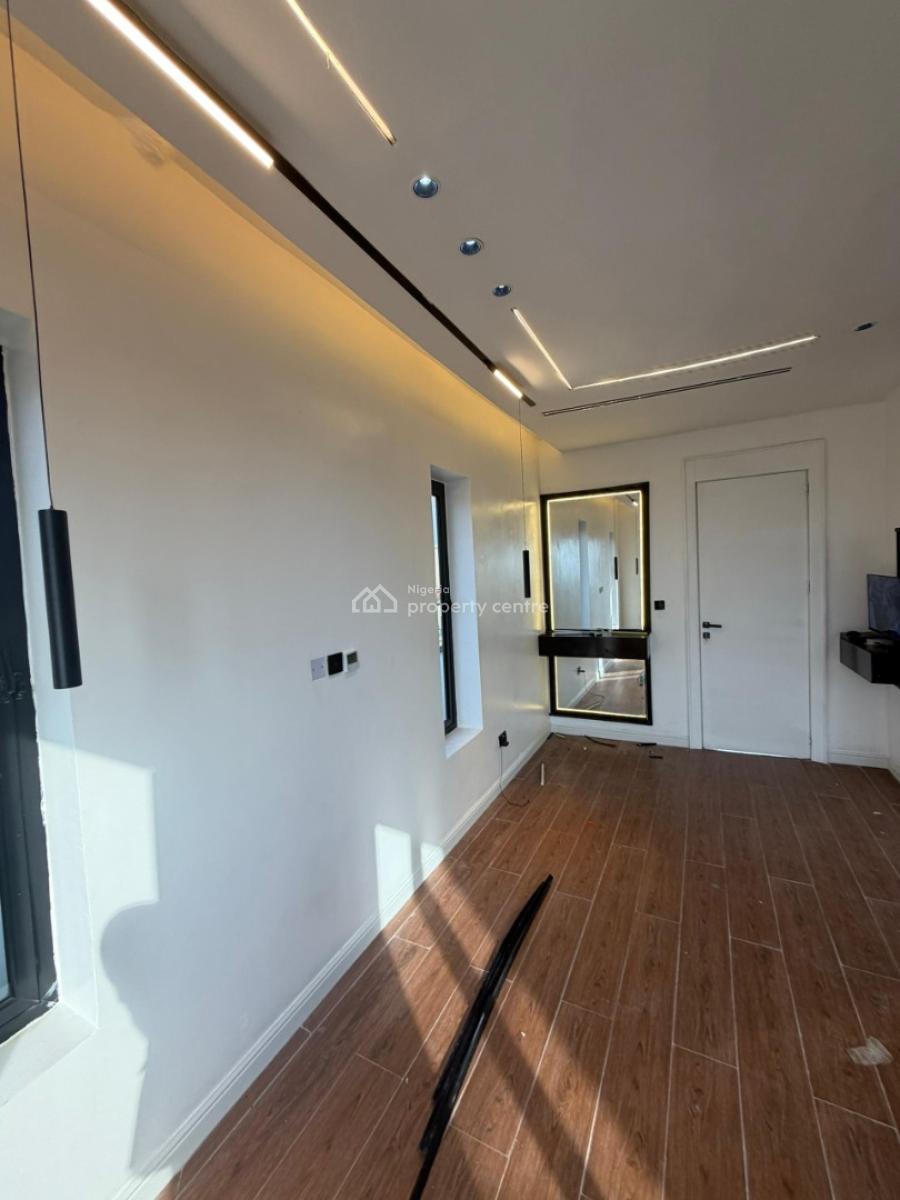 Exquisite 5-bedroom Fully Detached Smart Home with Pool & Gazebo, Guzape District, Abuja, Detached Duplex for Sale