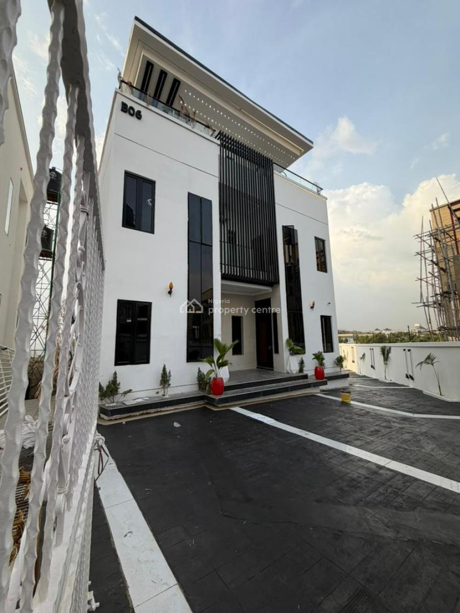 Exquisite 5-bedroom Fully Detached Smart Home with Pool & Gazebo, Guzape District, Abuja, Detached Duplex for Sale