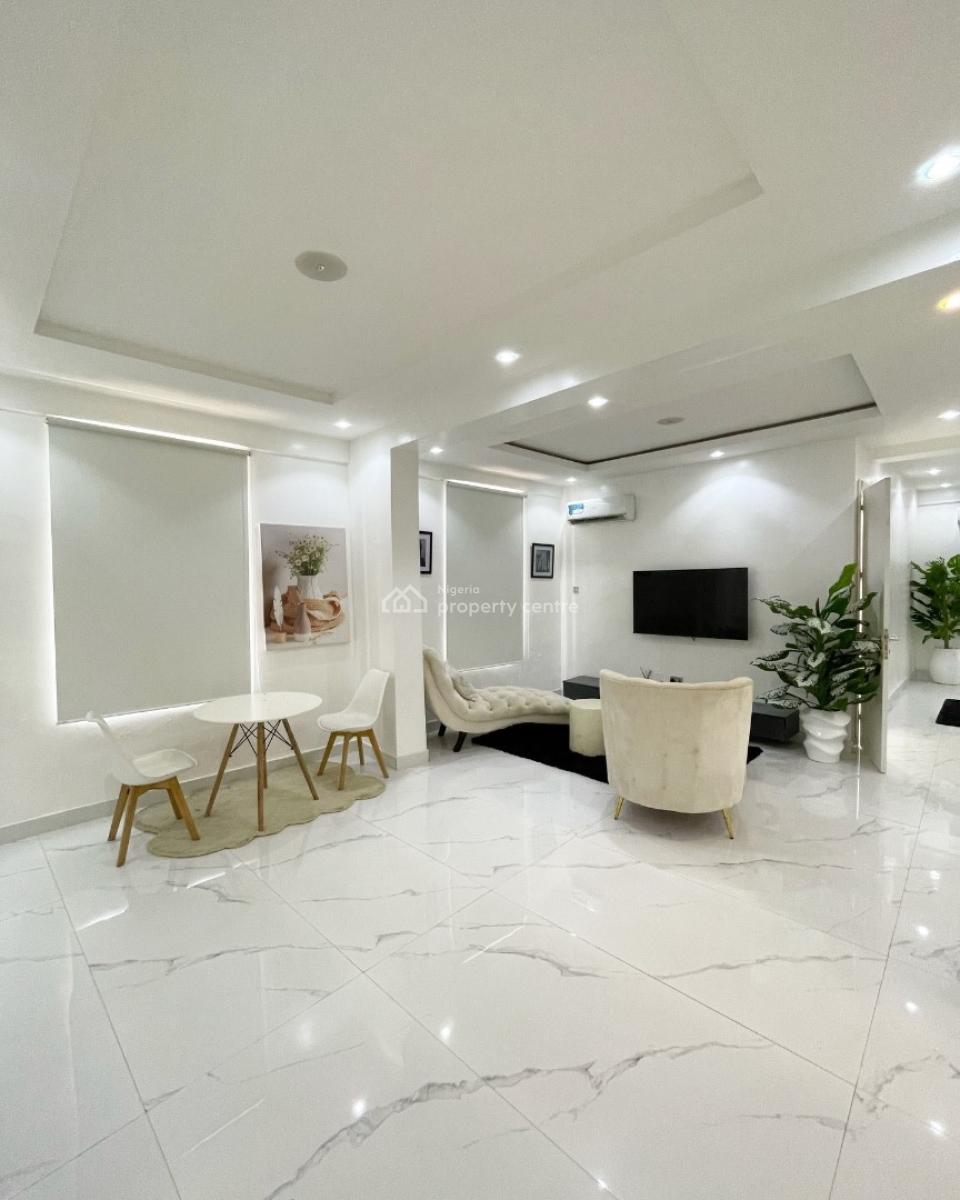 Furnished 3 Bedroom Maisonette Penthouse with Bq, Well Built 3 Bedroom Maisonette with Spacious Rooms and a City View, Lekki Phase 1, Lekki, Lagos, Flat / Apartment for Rent