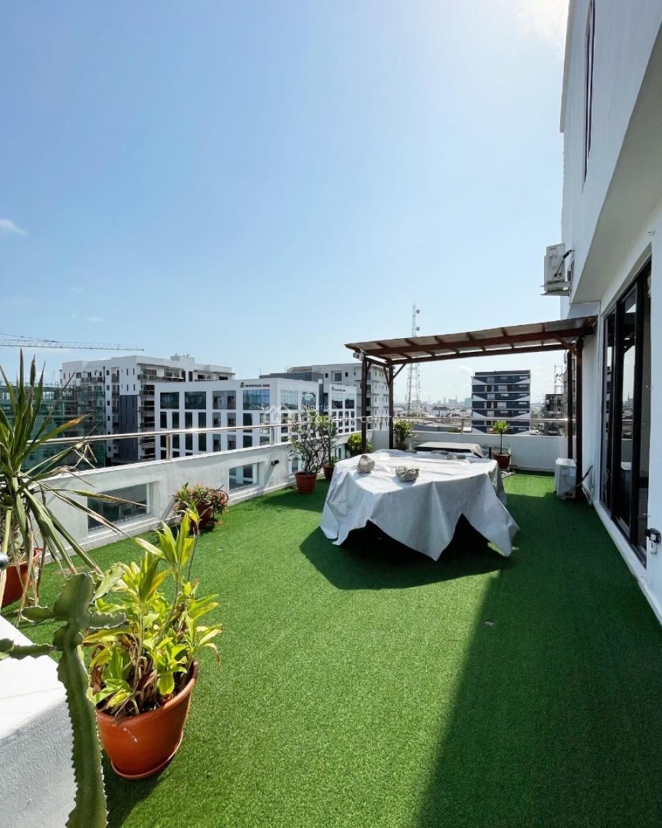 Furnished 3 Bedroom Maisonette Penthouse with Bq, Well Built 3 Bedroom Maisonette with Spacious Rooms and a City View, Lekki Phase 1, Lekki, Lagos, Flat / Apartment for Rent