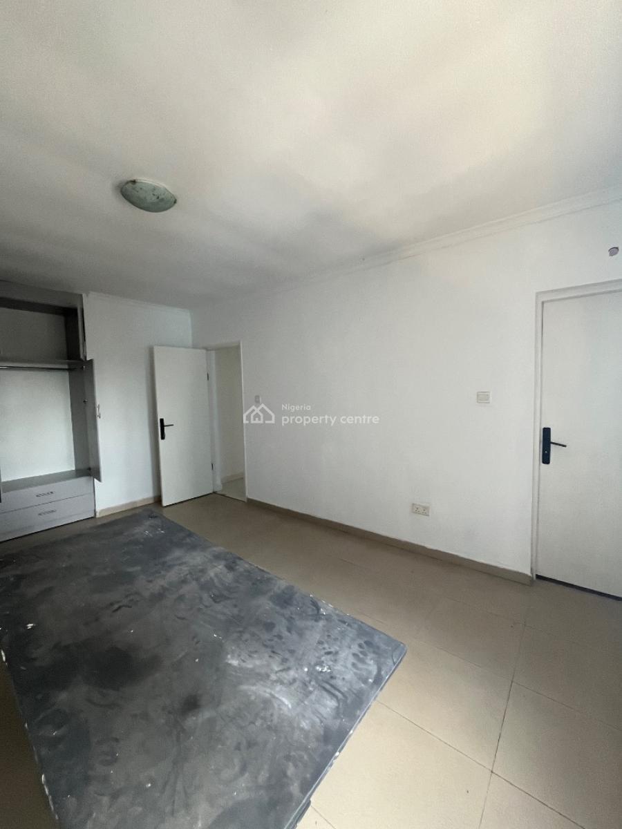 Budget Friendly  Renovated 2 Bedroom Apartment + Bq, Old Ikoyi, Ikoyi, Lagos, Flat / Apartment for Rent