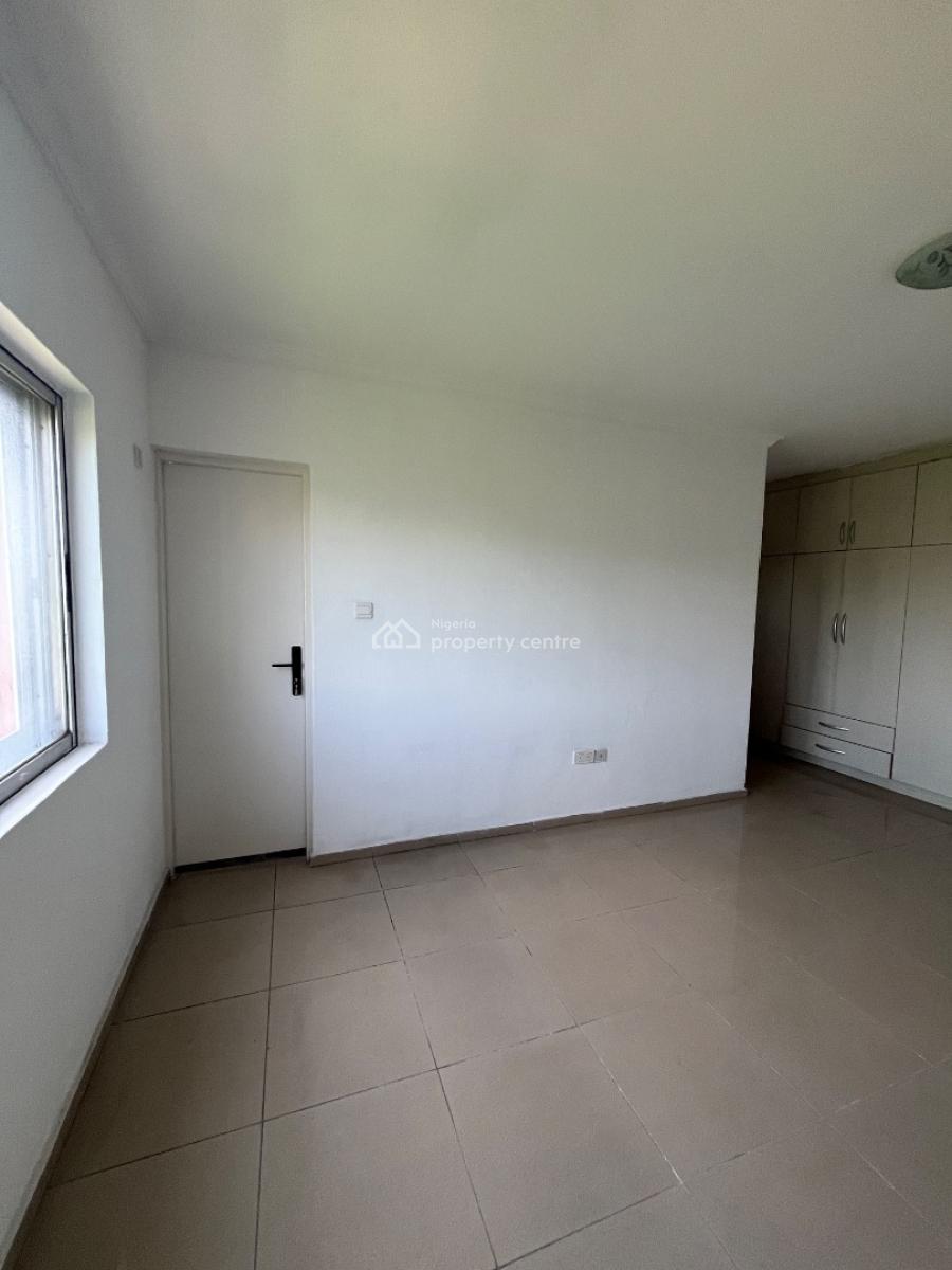 Budget Friendly  Renovated 2 Bedroom Apartment + Bq, Old Ikoyi, Ikoyi, Lagos, Flat / Apartment for Rent