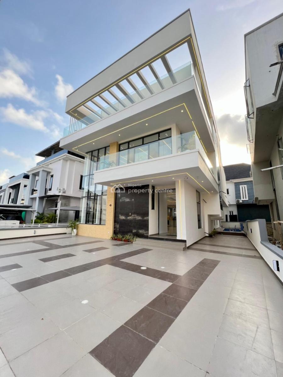5 Luxurious Bedrooms with Pool, County, Lekki, Lagos, Detached Duplex for Sale